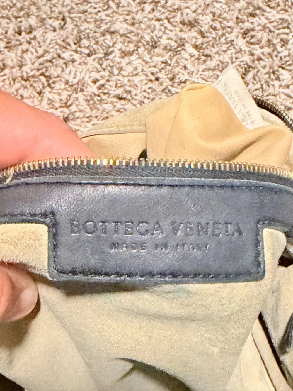 Bottega Veneta Intrecciato Hobo Bag - Picture 7 of 10